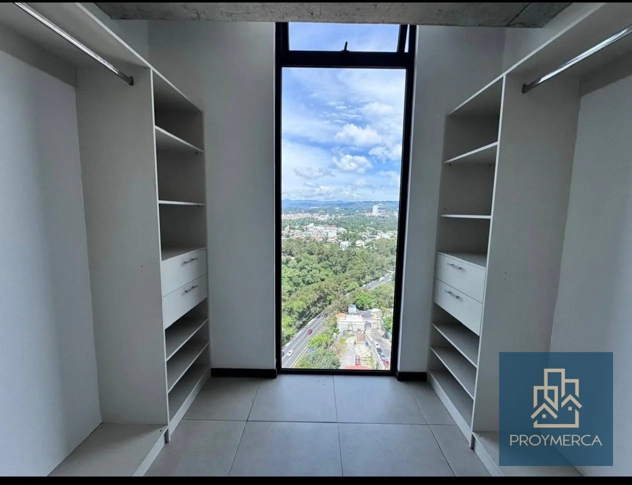 Apartamento en Alquiler zona 10 — Apartamento en Alquiler en Mira, Zona 10, Guatemala, Ciudad — foto 7 de 10