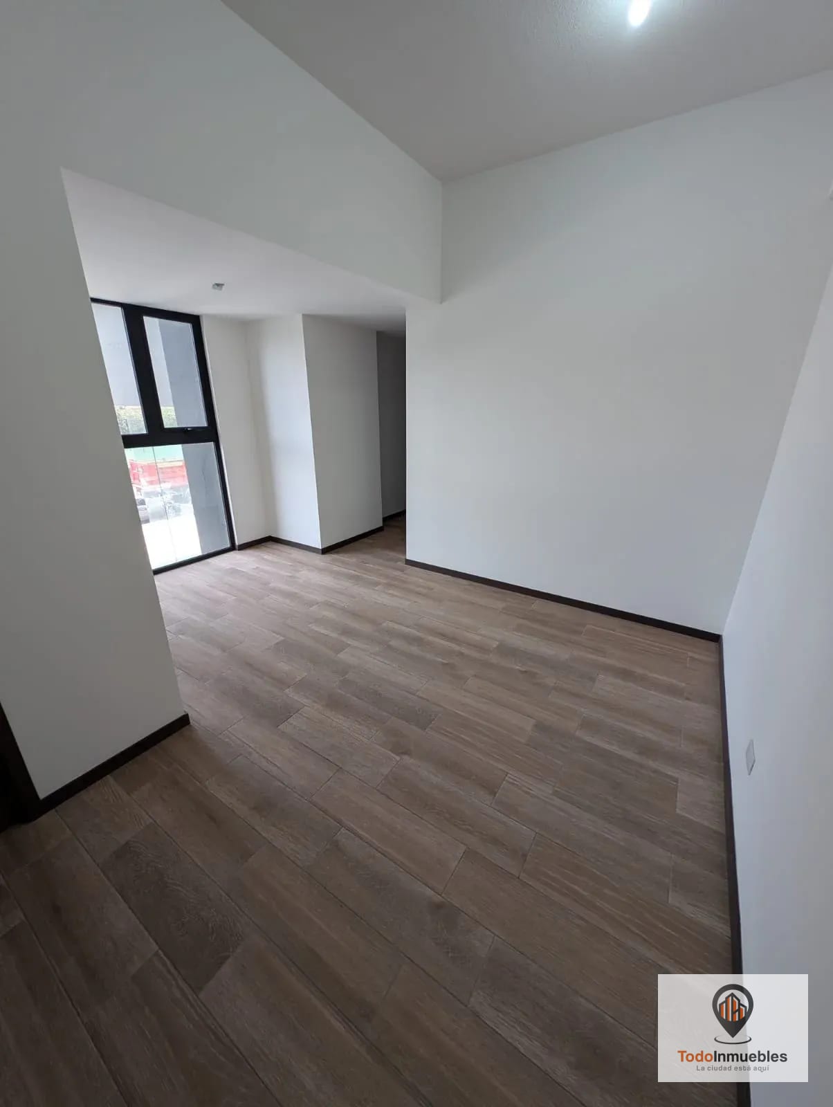 Apartamento en Venta en Altaire z11 — Apartamento en Venta en Zona 11, Guatemala, Ciudad — foto 3 de 14