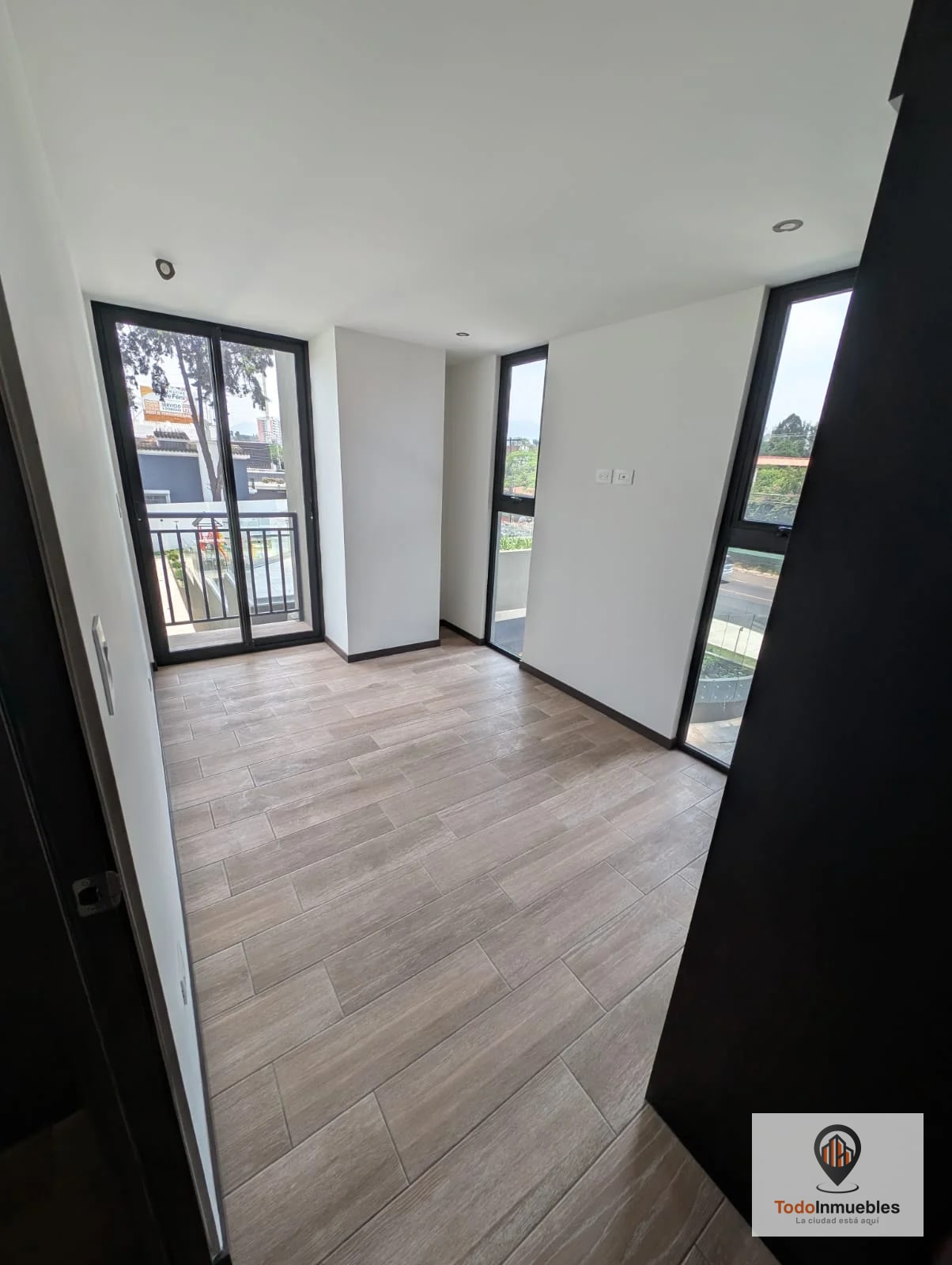 Apartamento en Venta en Altaire z11 - 1