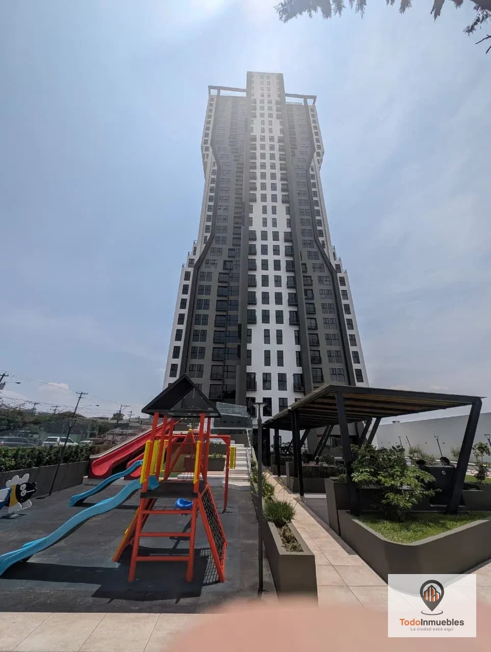Apartamento en Venta en Altaire z11 — Apartamento en Venta en Zona 11, Guatemala, Ciudad — foto 12 de 14