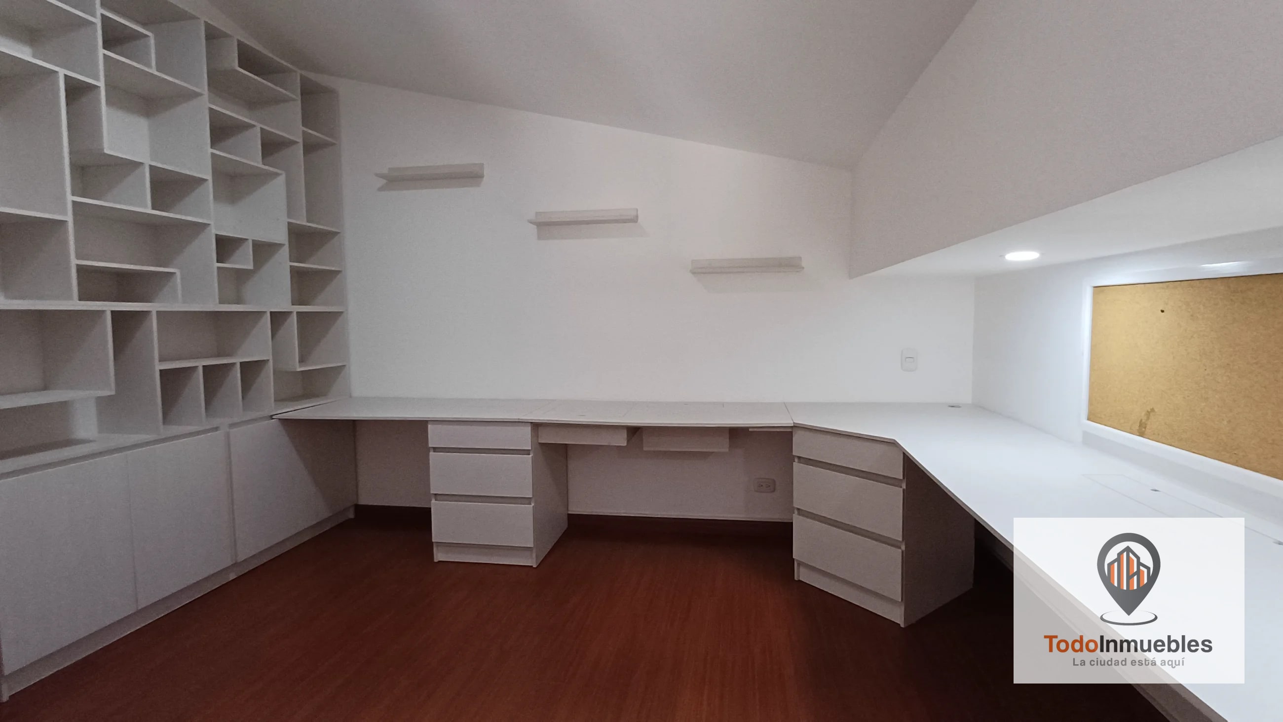 Apartamento Penthouse en Venta en Jardines de la Floresta z7 — Apartamento en Venta en Jardines de la Floresta, Zona 7, Guatemala, Ciudad — foto 4 de 17