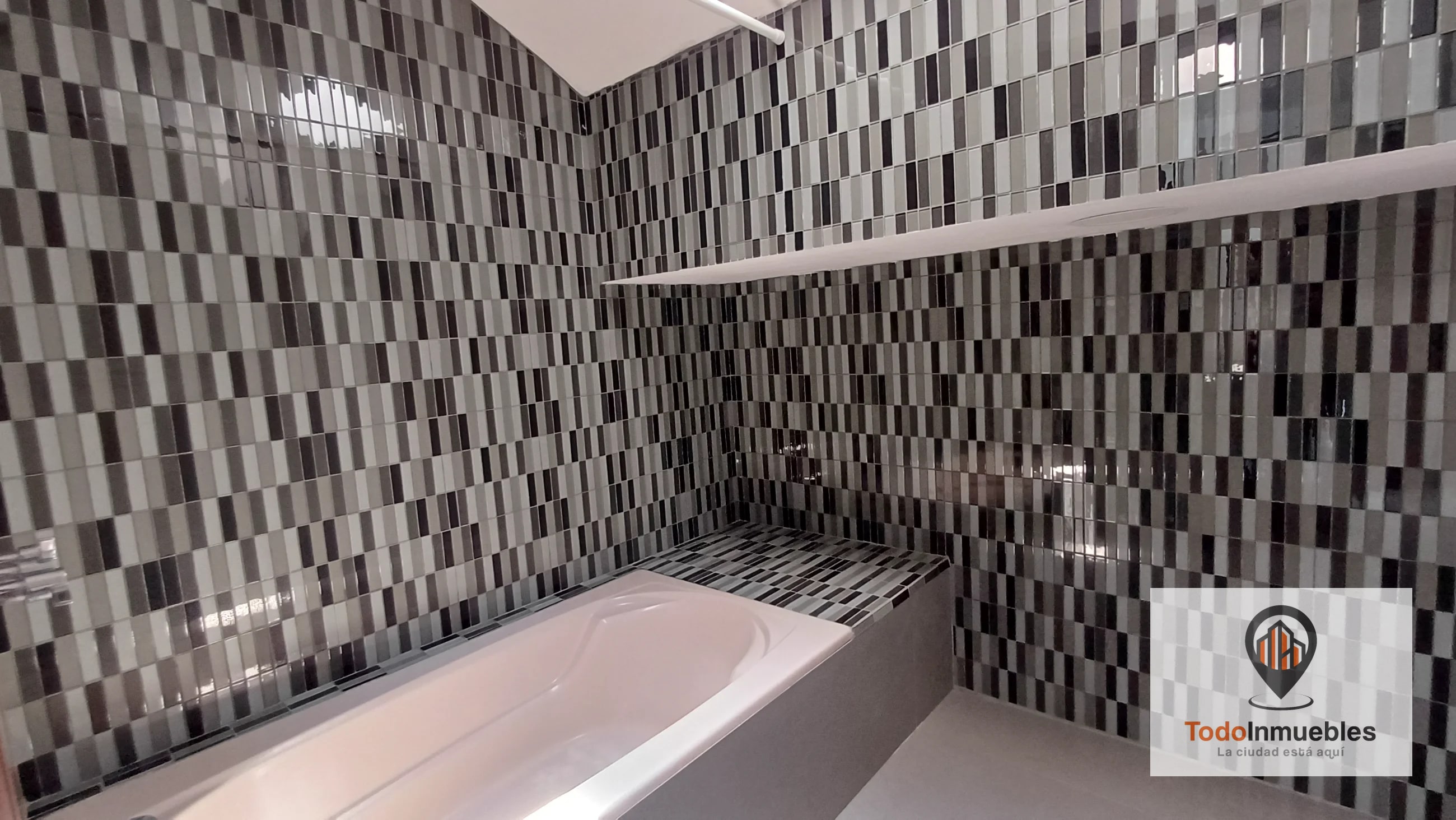 Apartamento Penthouse en Venta en Jardines de la Floresta z7 — Apartamento en Venta en Jardines de la Floresta, Zona 7, Guatemala, Ciudad — foto 12 de 17