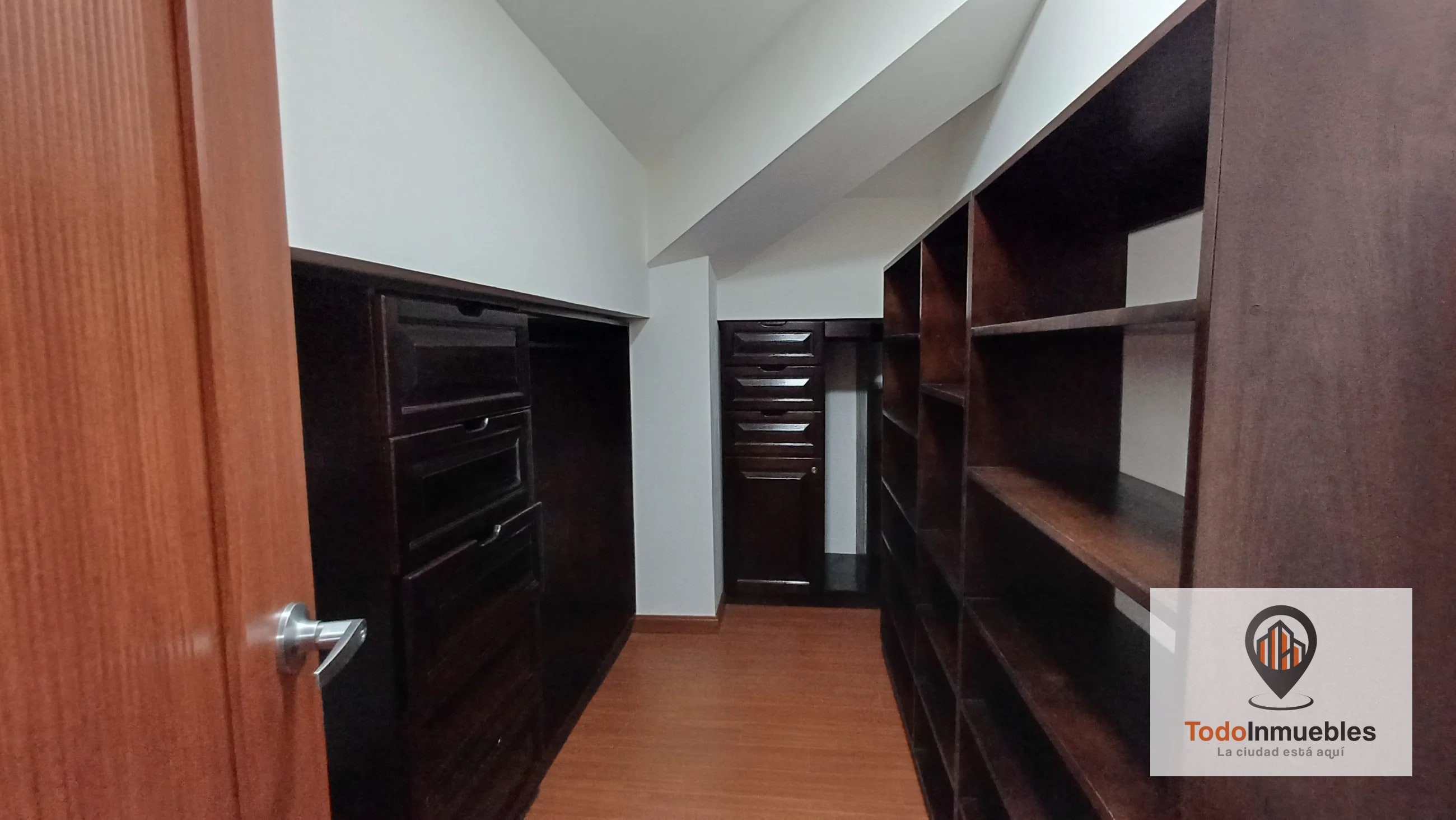 Apartamento Penthouse en Venta en Jardines de la Floresta z7 — Apartamento en Venta en Jardines de la Floresta, Zona 7, Guatemala, Ciudad — foto 14 de 17