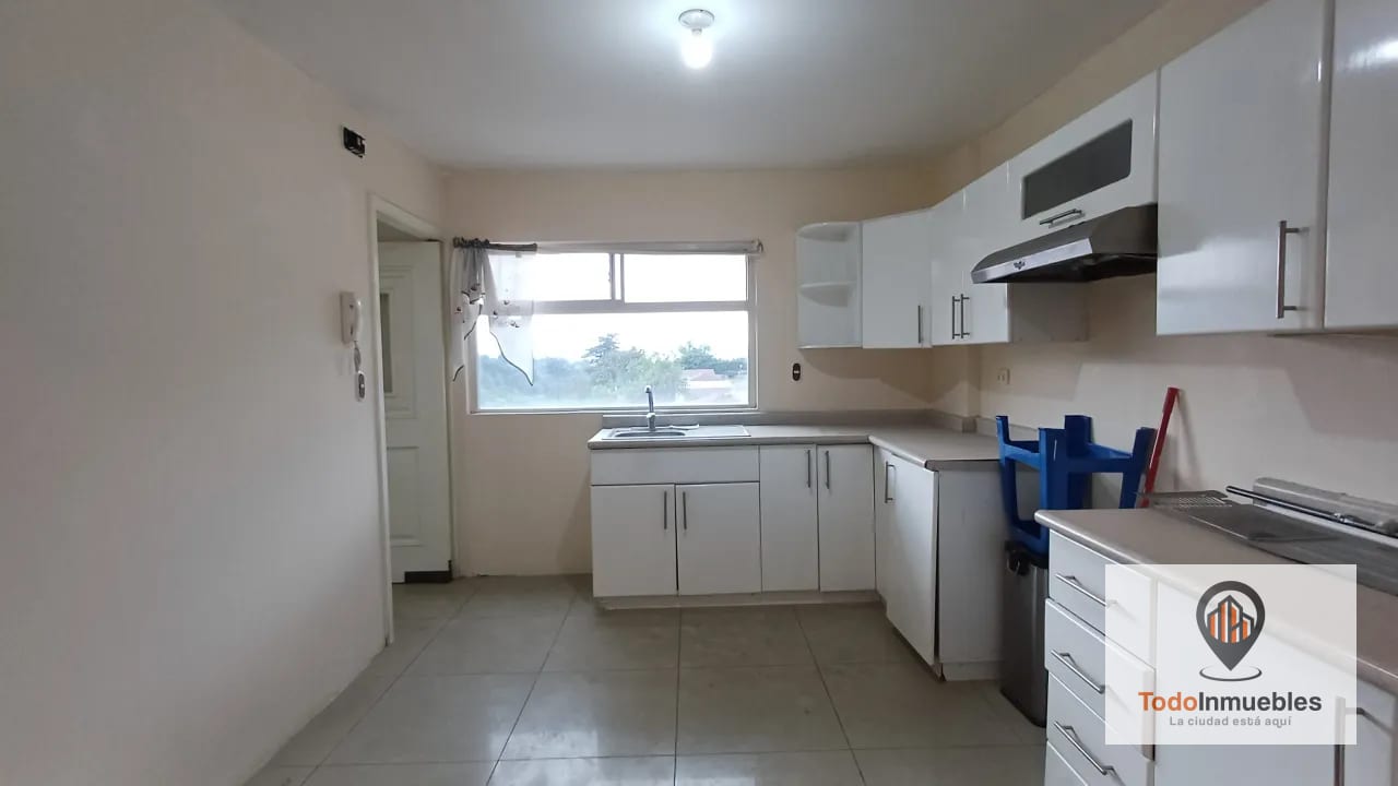 Apartamento en Renta en z13 Monte Azul — Apartamento en Alquiler en Monte Azul, Zona 13, Guatemala, Ciudad — foto 2 de 15