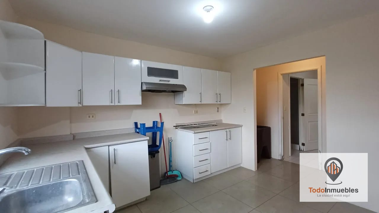 Apartamento en Renta en z13 Monte Azul — Apartamento en Alquiler en Monte Azul, Zona 13, Guatemala, Ciudad — foto 3 de 15