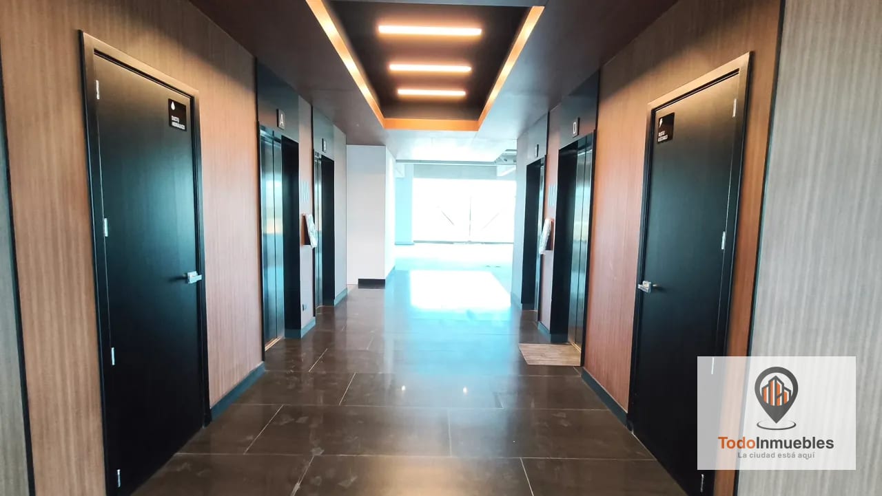 Oficina en Renta en z10 — Oficina en Alquiler en Zona 10, Guatemala, Ciudad — foto 2 de 6
