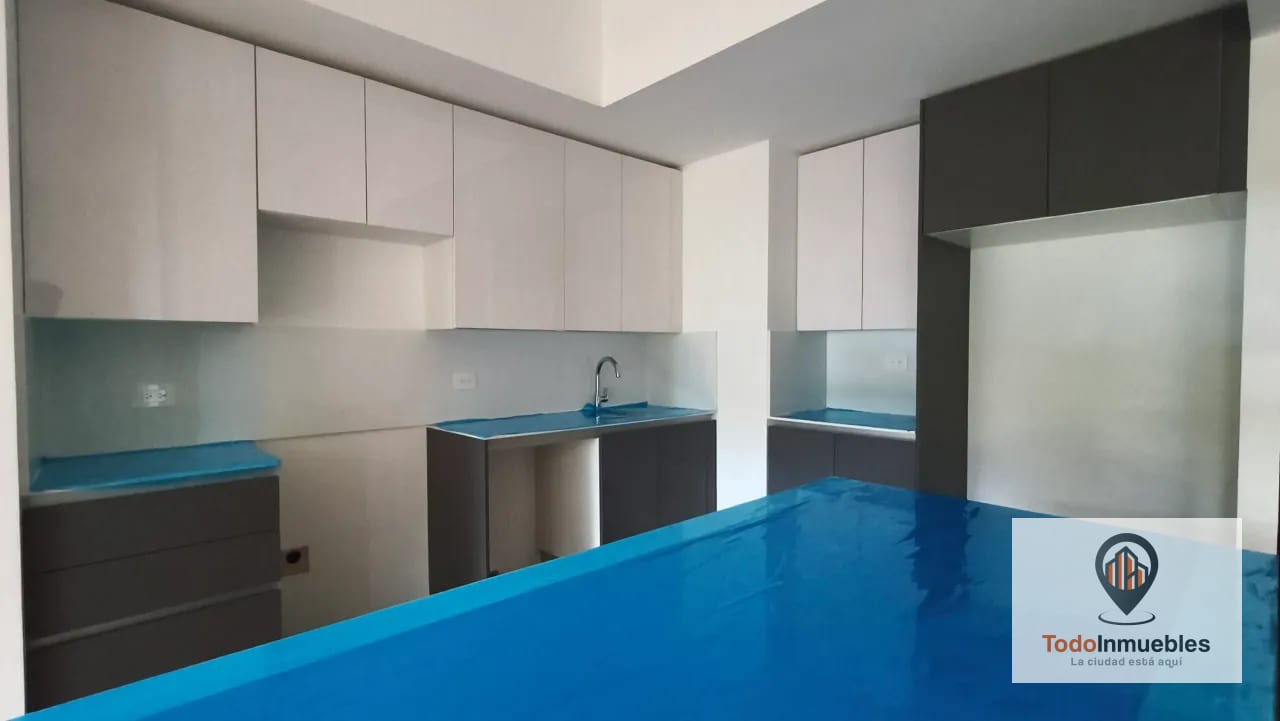 Apartamento en Renta en Casalini Los Arcos z10 — Apartamento en Alquiler en Casalini Los Arcos, Zona 10, Guatemala, Ciudad — foto 9 de 17