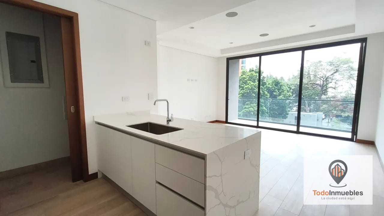 Apartamento en Renta para estrenar en Ferre Diez z10 — Apartamento en Alquiler en Ferré Diez, Zona 10, Guatemala, Ciudad — foto 1 de 17