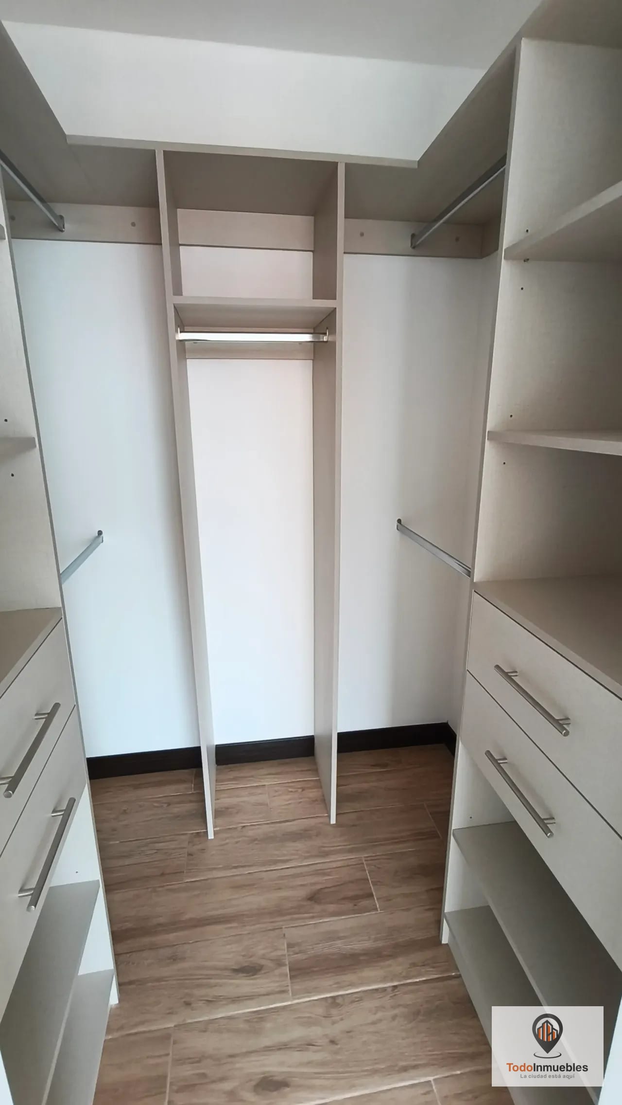 Apartamento en Venta en Abitare Americas z13 — Apartamento en Venta en Zona 13, Guatemala, Ciudad — foto 9 de 17