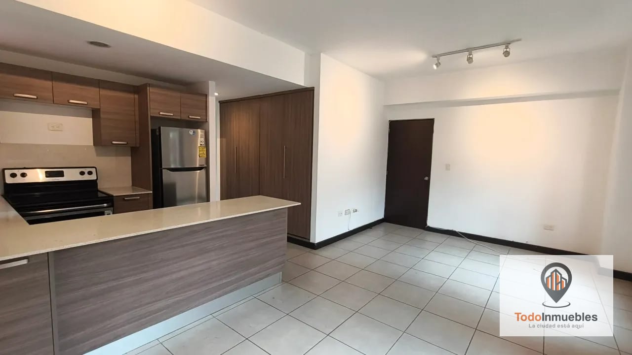 Apartamento en Renta en Hexa Cañada 16 — Apartamento en Alquiler en Hexa Cañada 16, Zona 16, Guatemala, Ciudad — foto 9 de 13