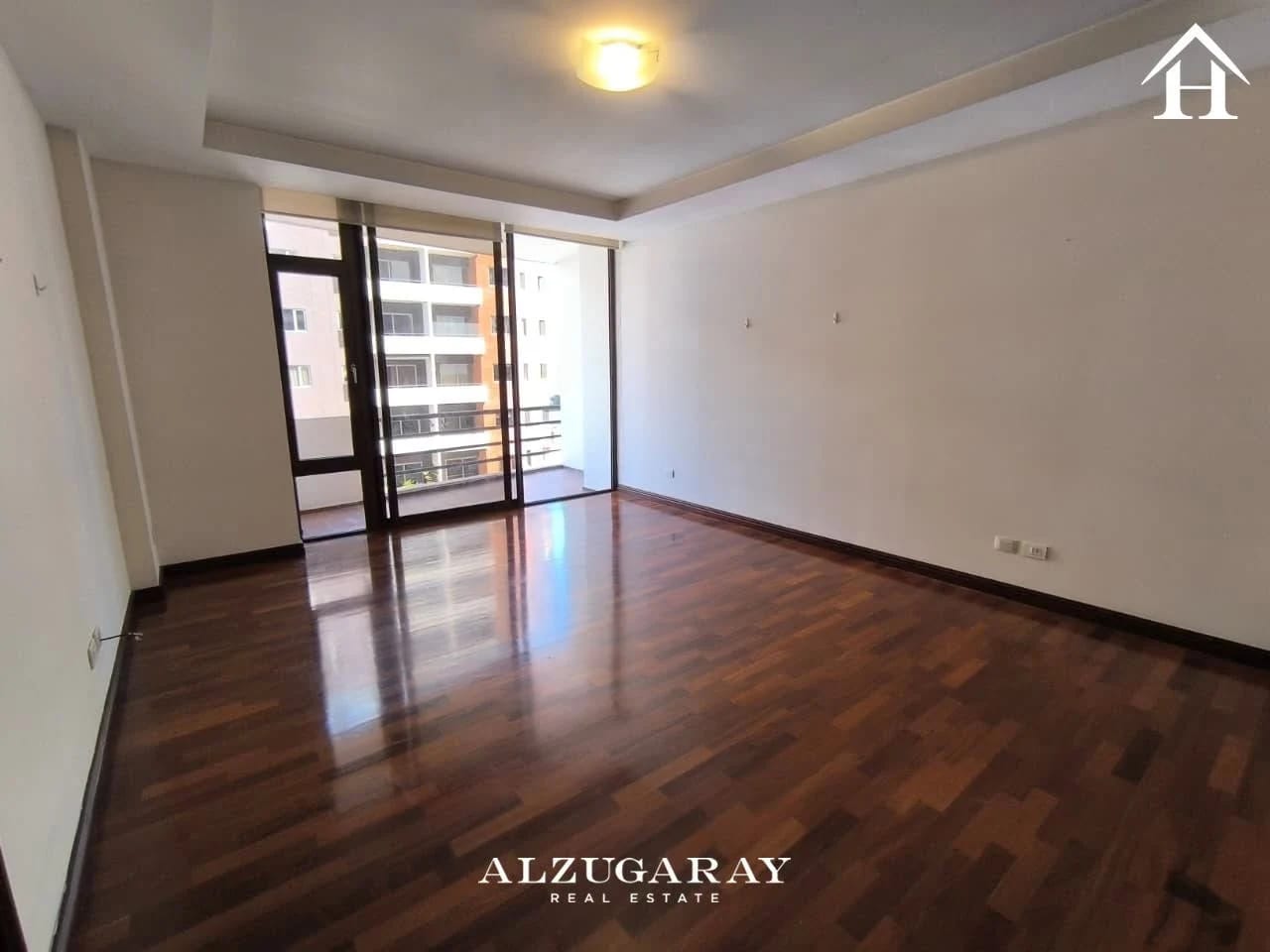 APTO. C/ BALCÓN Z. 14 2 HAB. / CASA RIALTO — Apartamento en Venta en Casa Rialto, Zona 14, Guatemala, Ciudad — foto 3 de 9