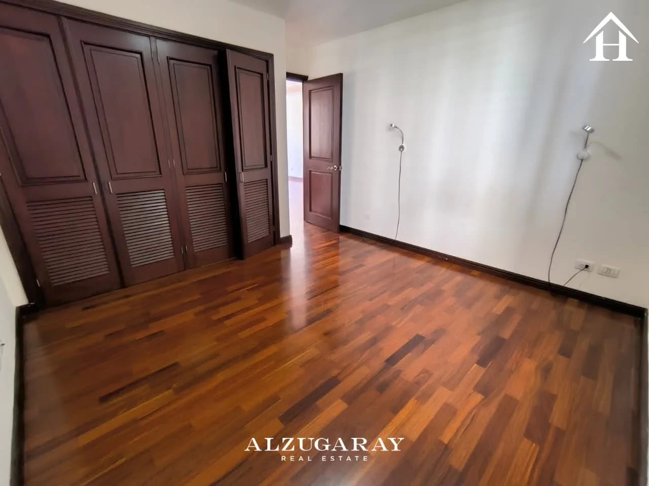APTO. C/ BALCÓN Z. 14 2 HAB. / CASA RIALTO — Apartamento en Venta en Casa Rialto, Zona 14, Guatemala, Ciudad — foto 6 de 9