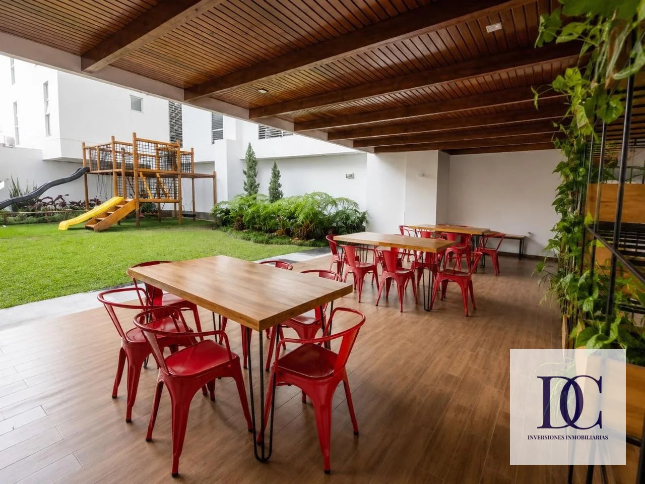 📍 APARTAMENTO AMUEBLADO EN RENTA – 2 HAB + NIVEL ALTO | CITY HAUS | ZONA 10 — Apartamento en Alquiler en City Haus, Zona 10, Guatemala, Ciudad — foto 8 de 10