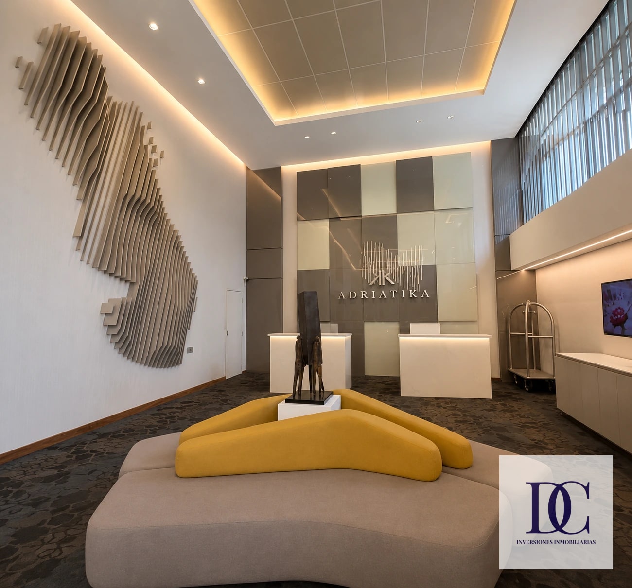 📍 APARTAMENTO AMUEBLADO EN RENTA – 2 HAB + VISTA ESPECTACULAR | EDIFICIO ADRIATIKA | ZONA 14 — Apartamento en Alquiler en Adriática, Zona 14, Guatemala, Ciudad — foto 1 de 12