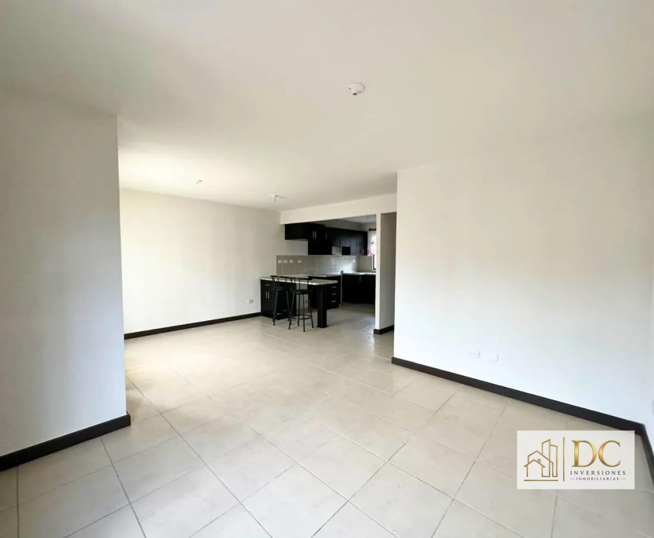 📍 CASA EN VENTA – 3 HAB + JARDÍN | LA FORET DE ARRAZOLA | KM 24.5 CARR. A LO DE DIÉGUEZ — Casa en Venta en Carretera a El Salvador, Guatemala, Ciudad — foto 6 de 9