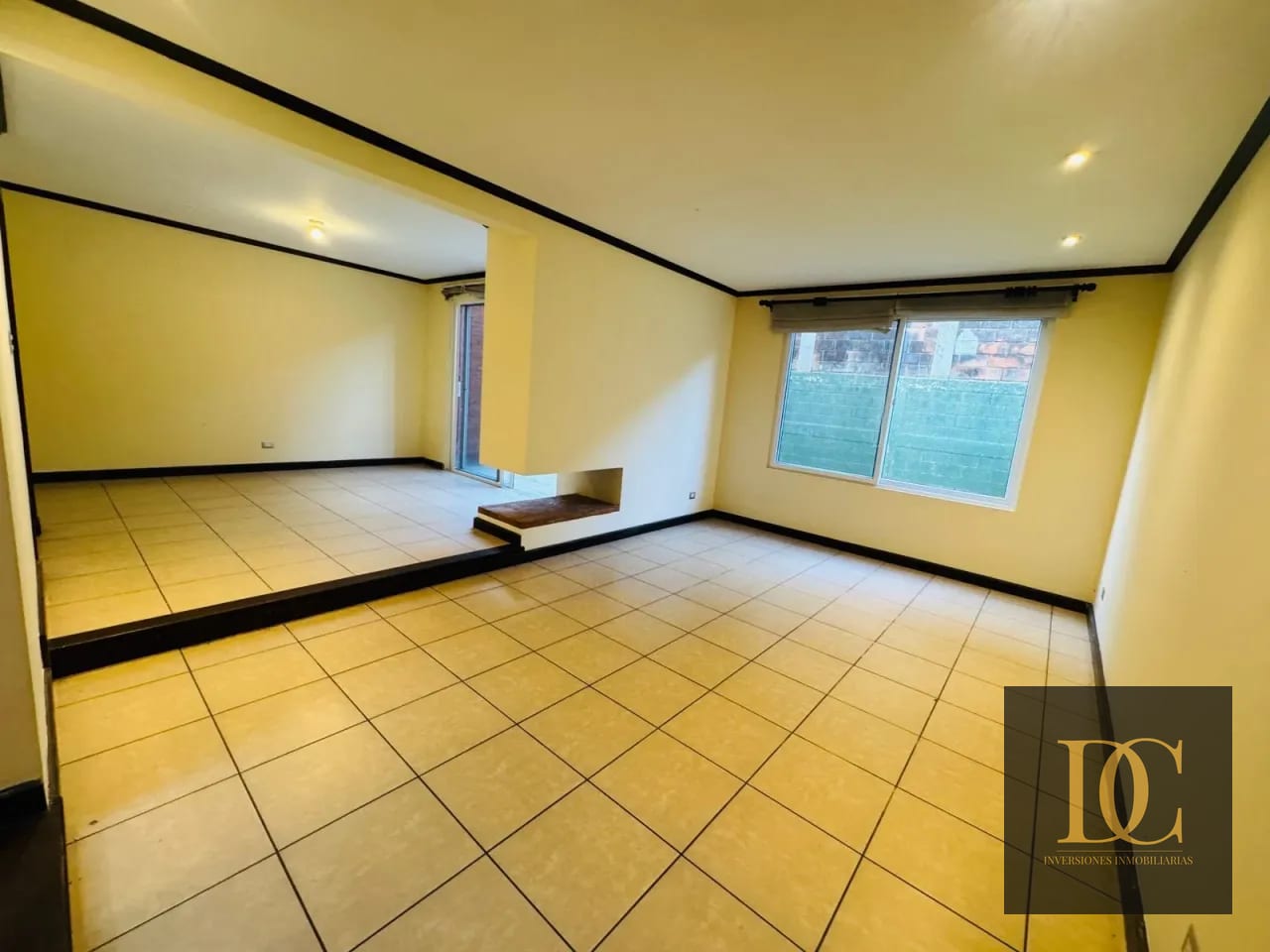 đ Casa en Venta â 3 Hab + JardĂn y Sala Familiar | Ensenada de San Isidro | Zona 16 â Casa en Venta en Ensenada de San Isidro, Zona 16, Guatemala, Ciudad â foto 4 de 10