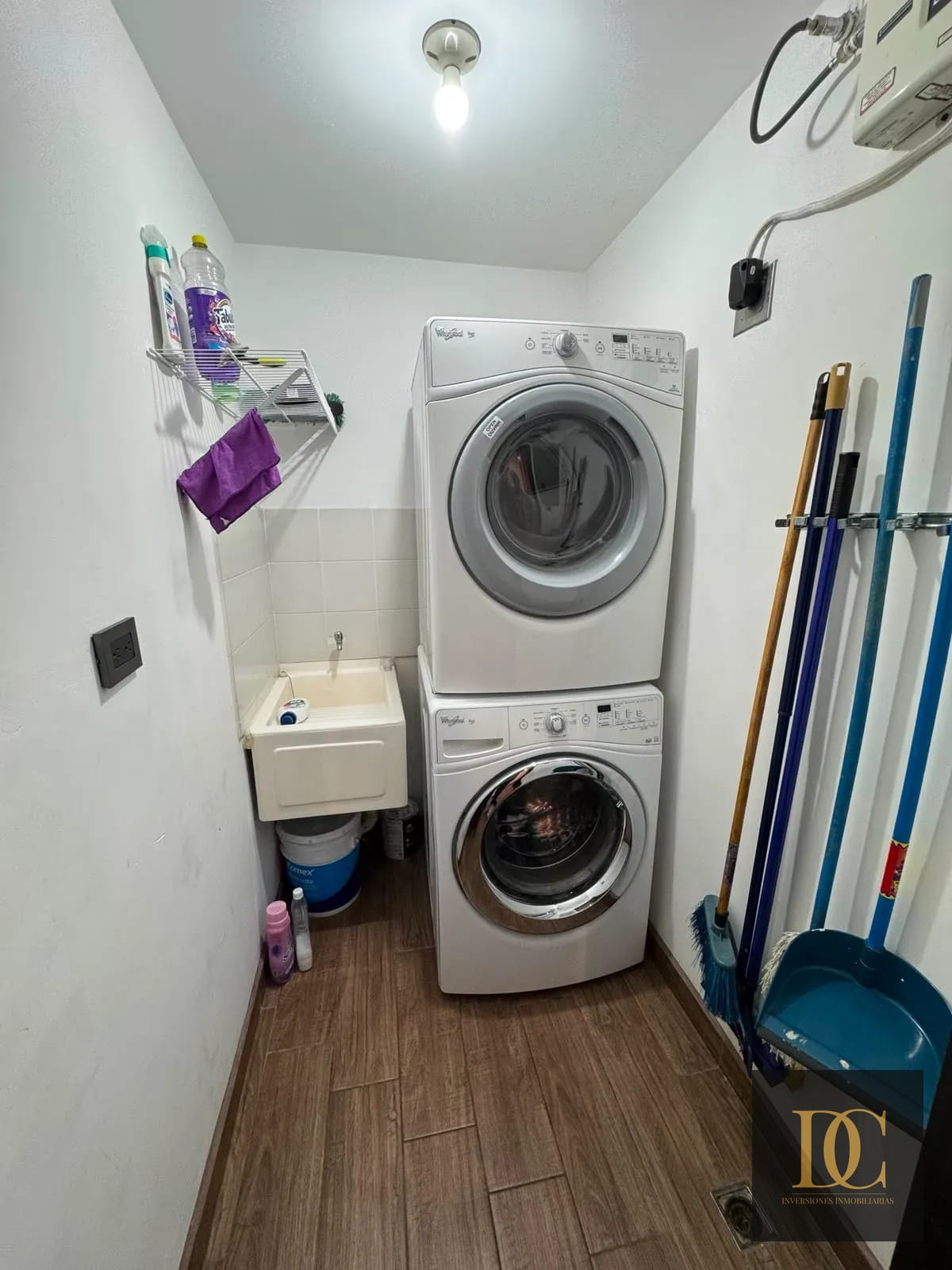 📍 Apartamento en Renta Amueblado– 2 Hab | Edificio Castalia | Vhii, Zona 15 — Apartamento en Alquiler en Castalia, Zona 15, Guatemala, Ciudad — foto 10 de 14
