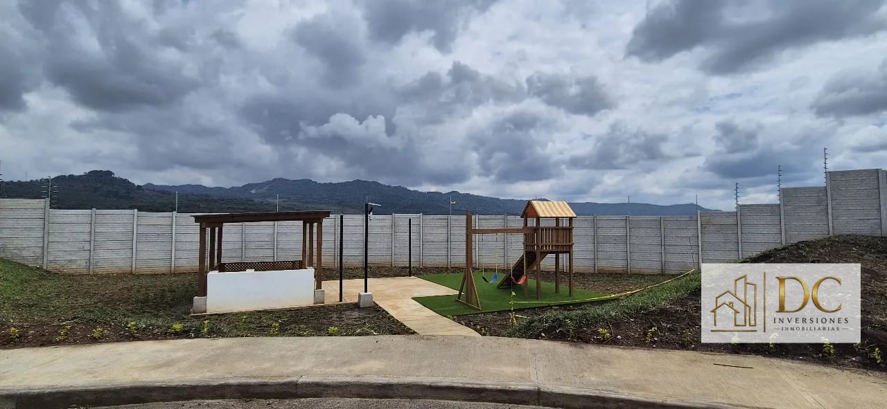 đ CASA EN VENTA â 3 HAB + JARDĂN | CONDADO SANTA FE, SECTOR ALTANA | KM. 30 CAES â Casa en Venta en Carretera a El Salvador, Guatemala, Ciudad â foto 10 de 13