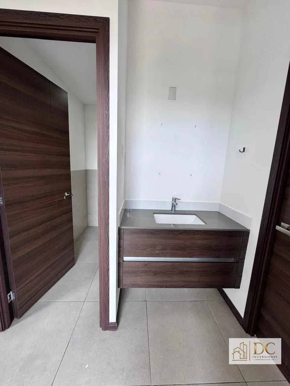 📍 APARTAMENTO EN RENTA – 2 HAB + PET FRIENDLY + VISTA PANORÁMICA | MIRA 10 | ZONA 10 — Apartamento en Alquiler en Mira, Zona 10, Guatemala, Ciudad — foto 7 de 12