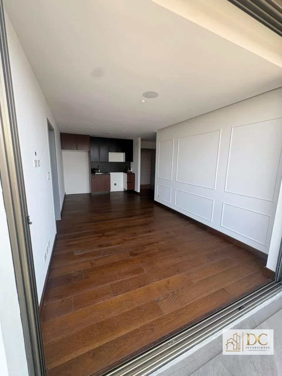 📍 APARTAMENTO EN RENTA – 3 HAB + LÍNEA BLANCA + NIVEL ALTO | ATARAH | ZONA 10 — Apartamento en Alquiler en Atarah, Zona 10, Guatemala, Ciudad — foto 3 de 15
