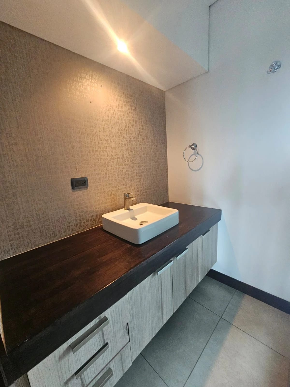 đ APARTAMENTO EN RENTA â 2 HAB + SALA FAMILIAR | VIU CAYALĂ | ZONA 16 â Apartamento en Alquiler en ViĂș CayalĂĄ, Zona 16, Guatemala, Ciudad â foto 14 de 16