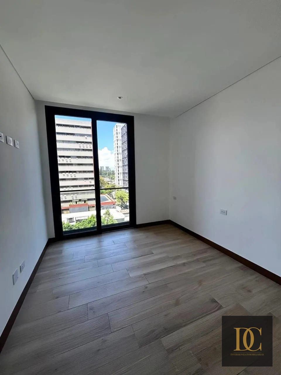 📍 Apartamento en Alquiler – 2 Hab | Ferre Diez, Zona 10 — Apartamento en Alquiler en Ferré Diez, Zona 10, Guatemala, Ciudad — foto 5 de 12