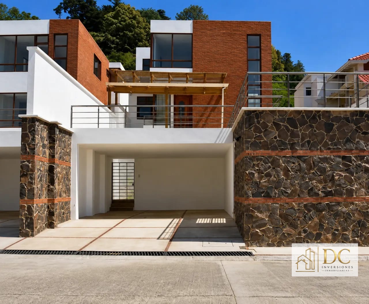 📍 Casa en Renta – 4 Hab + Jardín | Residencial Alto Valle | KM. 12.5 — Casa en Alquiler en Alto Valle, Carretera a El Salvador, Guatemala, Ciudad — foto 1 de 11