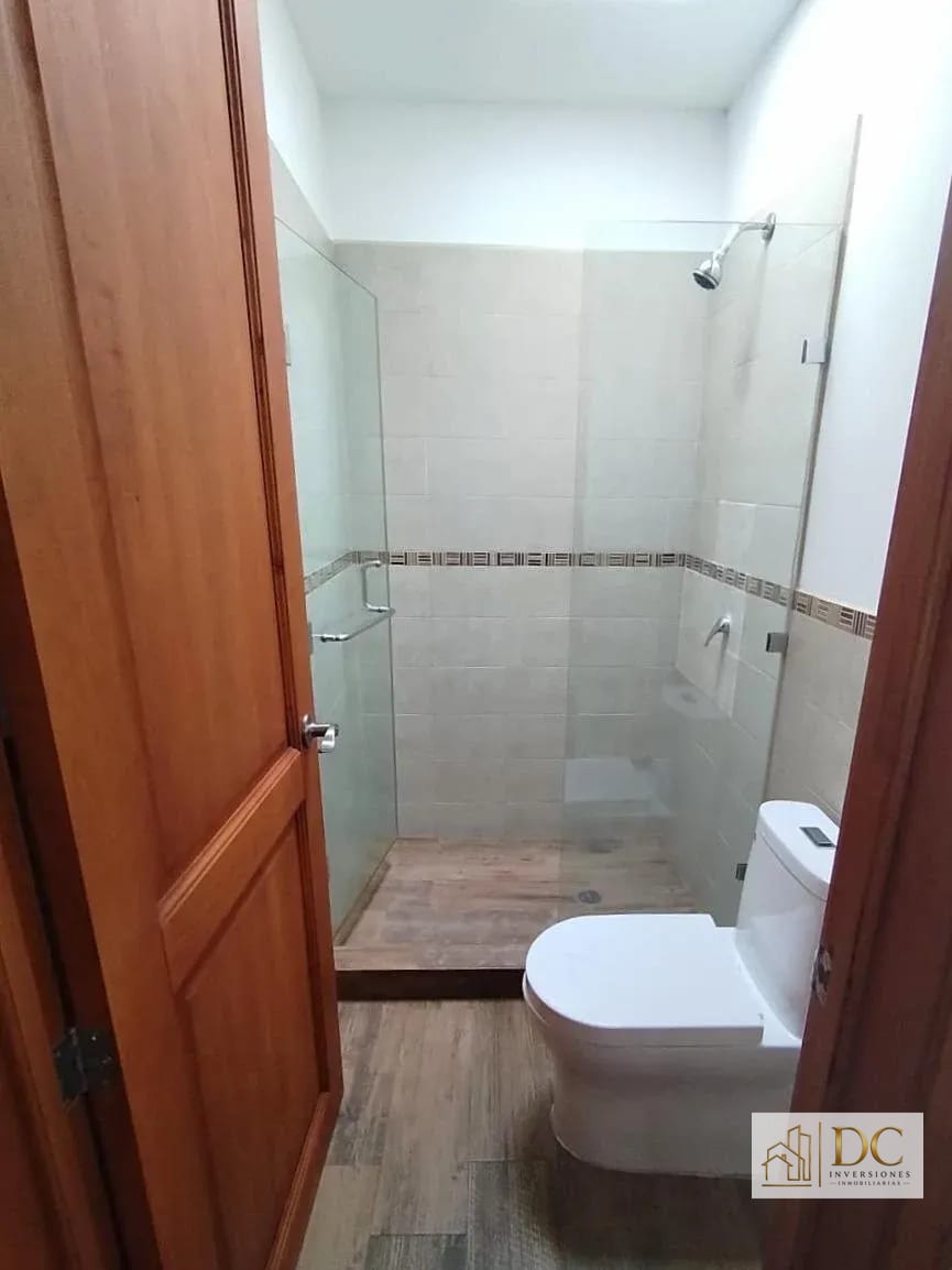 📍 Casa en Renta – 4 Hab + Jardín | Residencial Alto Valle | KM. 12.5 — Casa en Alquiler en Alto Valle, Carretera a El Salvador, Guatemala, Ciudad — foto 9 de 11