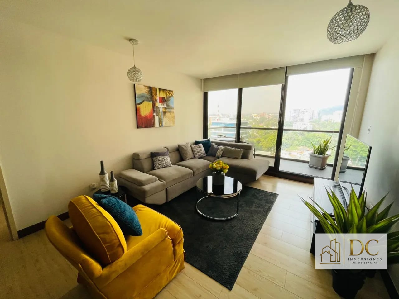 📍 Apartamento en Renta – 2 Hab + Amueblado | Edificio VEINTI4, Z.10 — Apartamento en Alquiler en Veinti4, Zona 10, Guatemala, Ciudad — foto 3 de 17