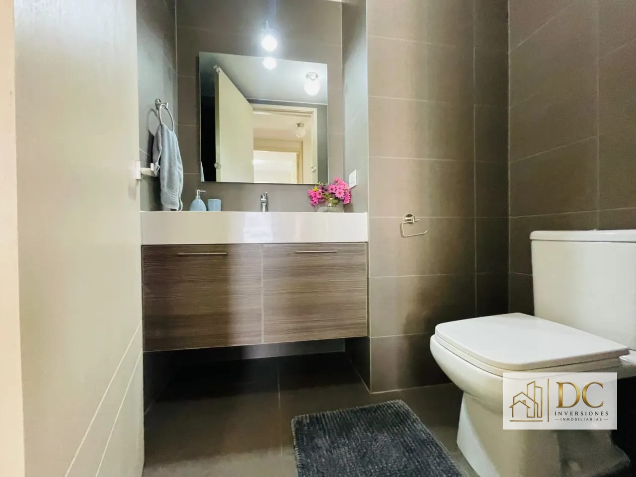 📍 Apartamento en Renta – 2 Hab + Amueblado | Edificio VEINTI4, Z.10 — Apartamento en Alquiler en Veinti4, Zona 10, Guatemala, Ciudad — foto 10 de 17