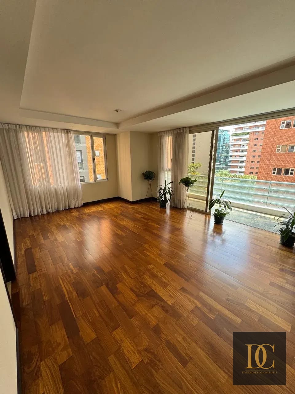 📍 Apartamento en Renta – 3 Hab + 3 Parqueos | Aria | Zona 10 📌 Esti — Apartamento en Alquiler en Aria, Zona 10, Guatemala, Ciudad — foto 11 de 16
