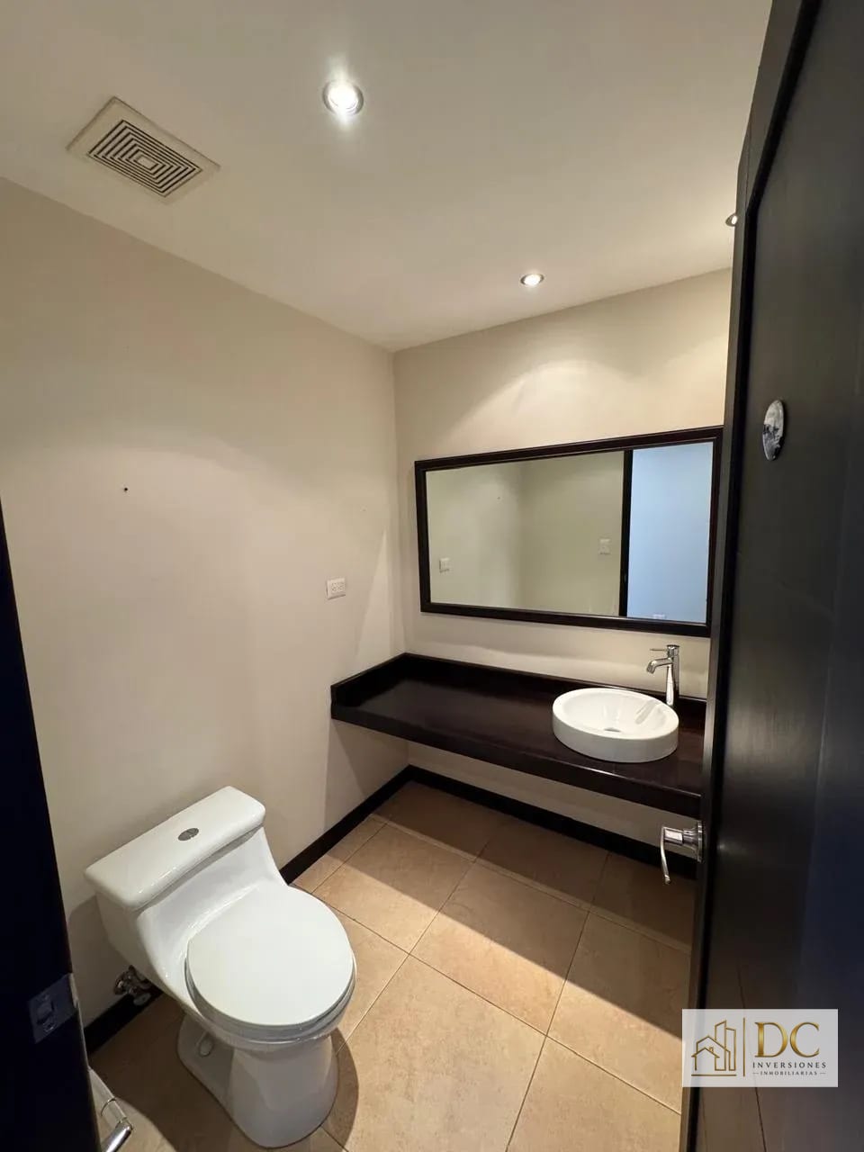📍 Apartamento en Renta – 3 Hab + 3 Parqueos | Aria | Zona 10 📌 Esti — Apartamento en Alquiler en Aria, Zona 10, Guatemala, Ciudad — foto 13 de 16