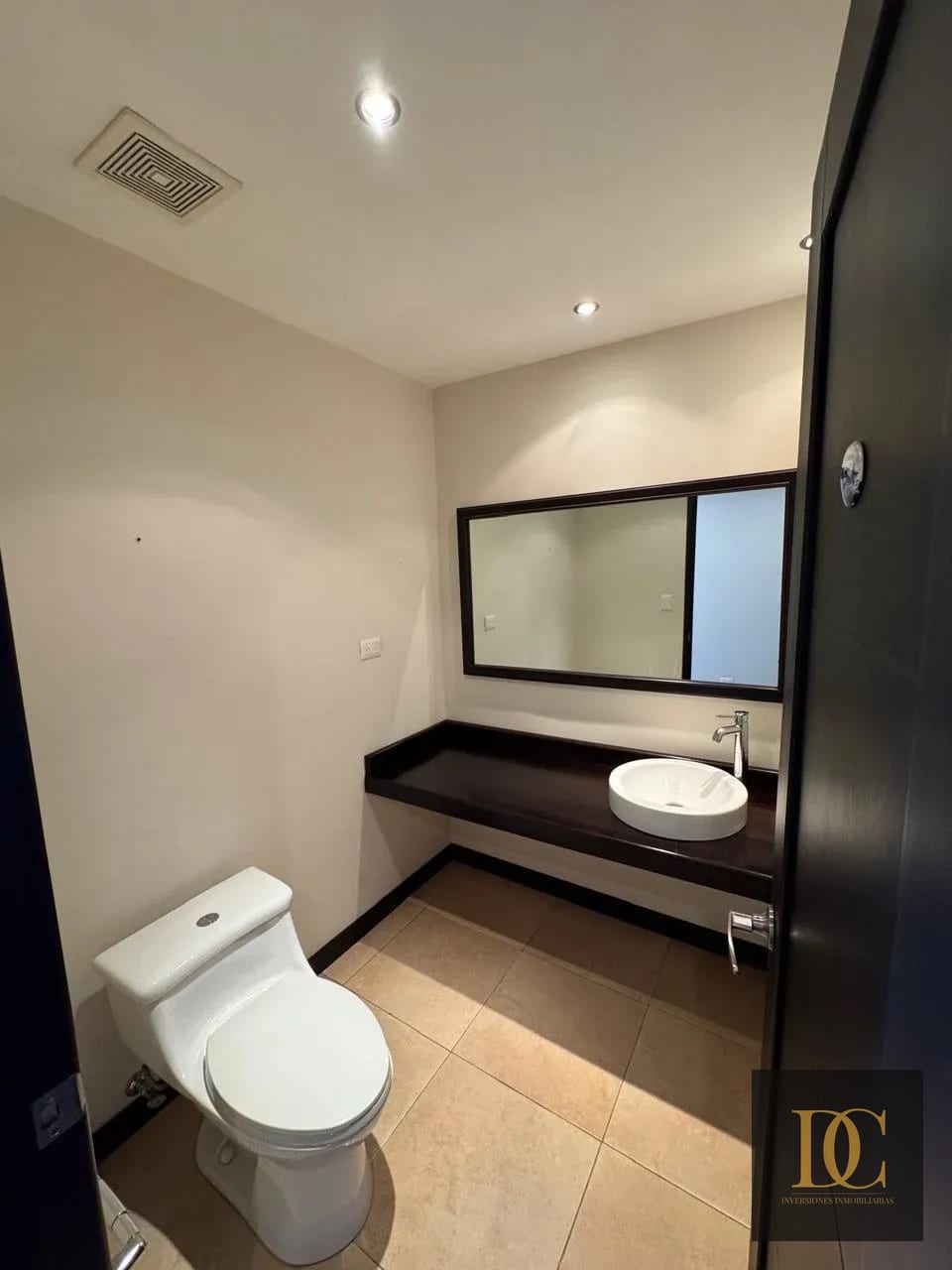 📍 Apartamento en Renta – 3 Hab + 3 Parqueos | Aria | Zona 10 📌 Esti — Apartamento en Alquiler en Aria, Zona 10, Guatemala, Ciudad — foto 13 de 16