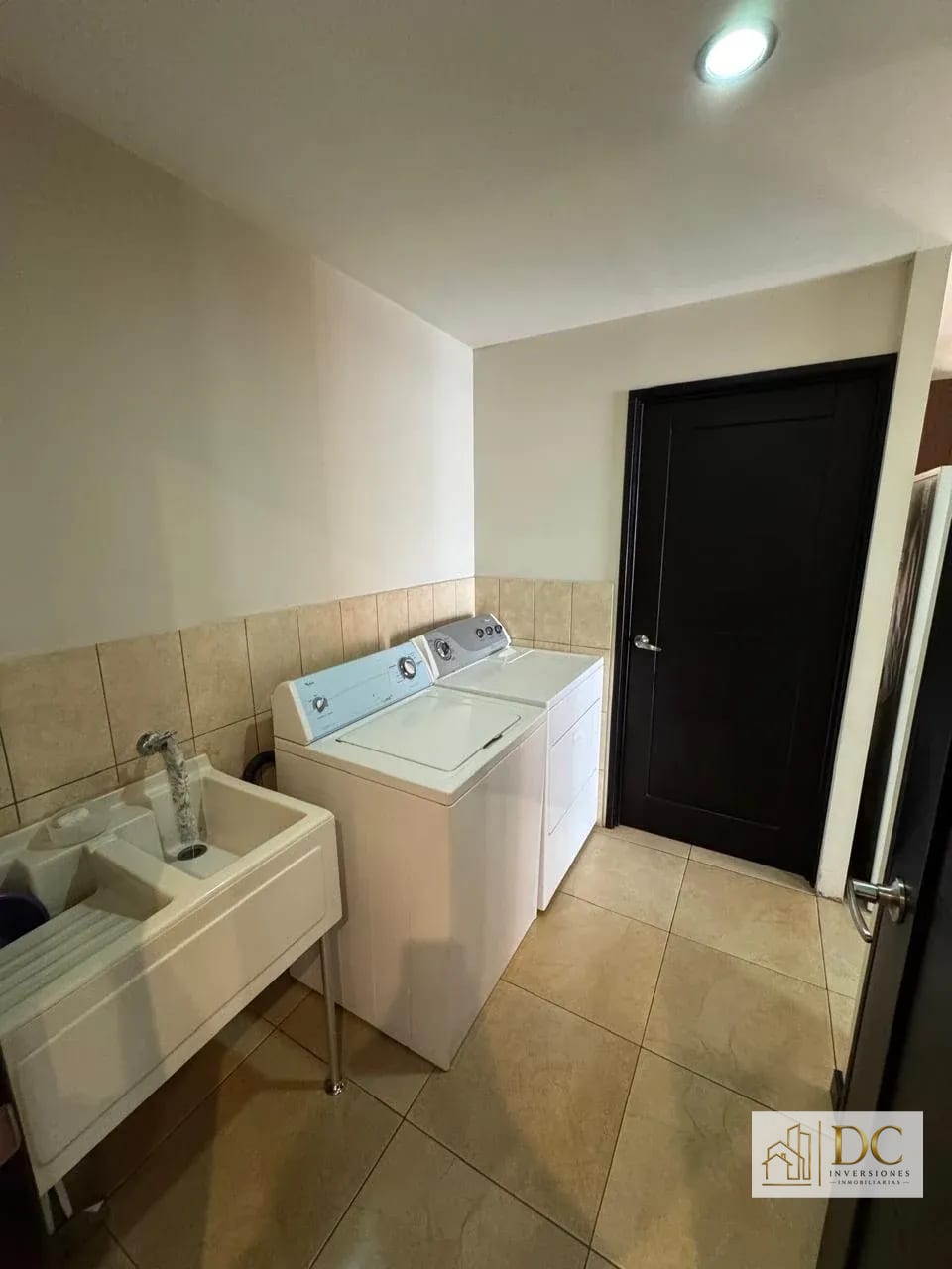 📍 Apartamento en Renta – 3 Hab + 3 Parqueos | Aria | Zona 10 📌 Esti — Apartamento en Alquiler en Aria, Zona 10, Guatemala, Ciudad — foto 14 de 16