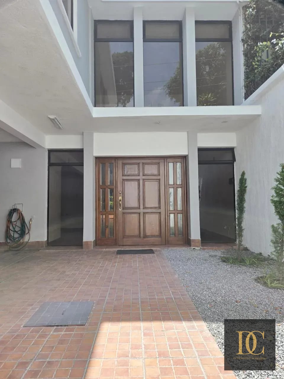 📍 Casa en Renta – 4 Hab + Jardín + 4 Parqueos | Sector la Villa | Z14 — Casa en Alquiler en La Villa, Zona 14, Guatemala, Ciudad — foto 12 de 14