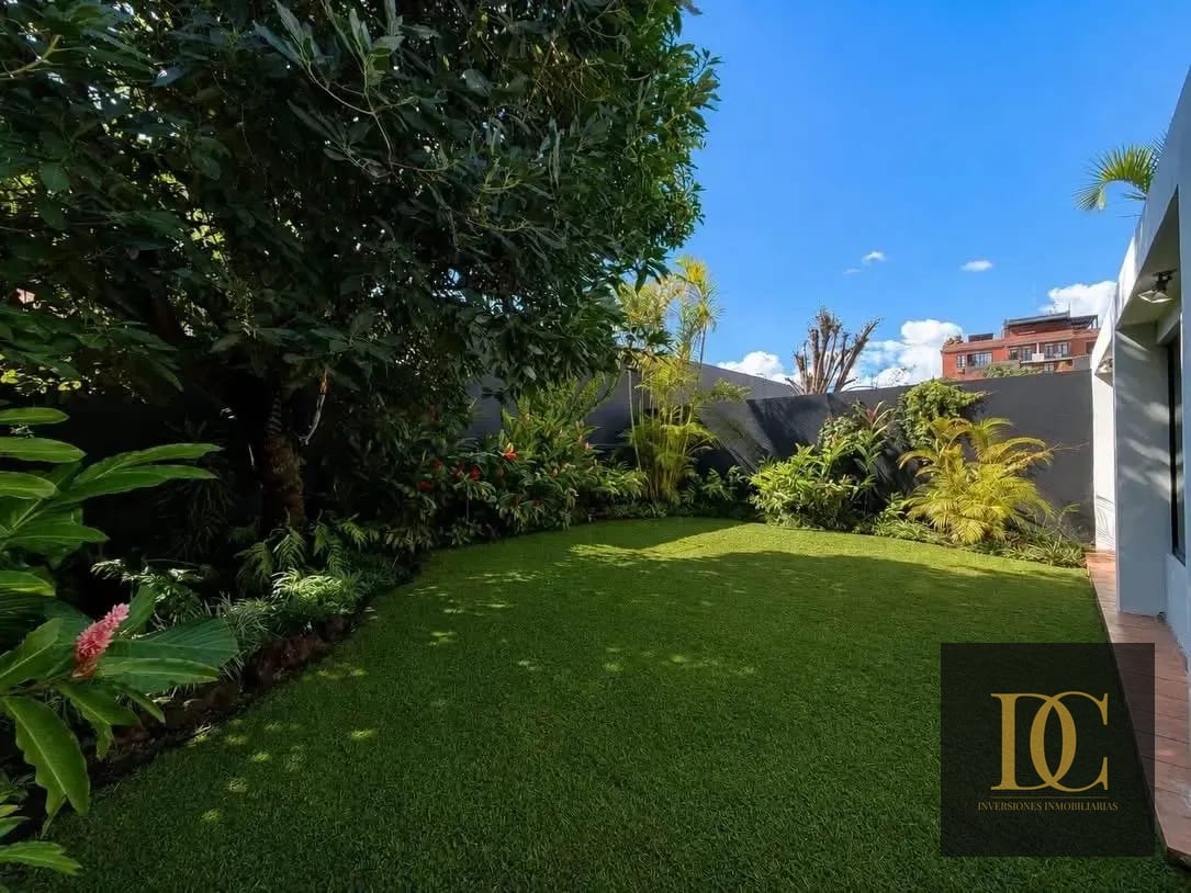 📍 Casa en Renta – 4 Hab + Jardín + 4 Parqueos | Sector la Villa | Z14 — Casa en Alquiler en La Villa, Zona 14, Guatemala, Ciudad — foto 14 de 14