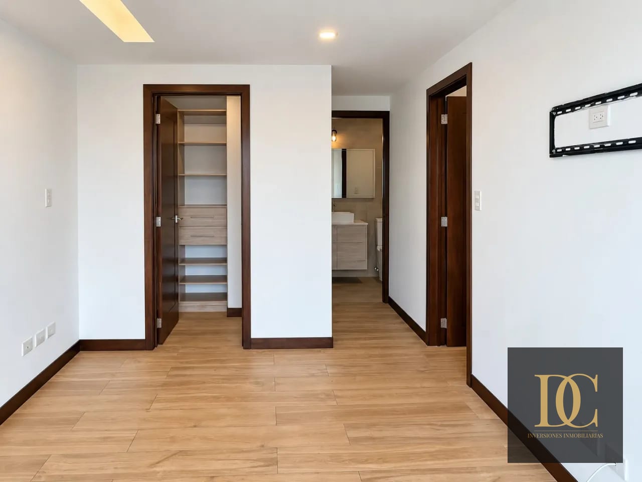 📍 Apartamento en Renta – 2 Hab + Club Delfines | Terra Delfines | Z14 — Apartamento en Alquiler en Terra Delfines, Zona 14, Guatemala, Ciudad — foto 10 de 14