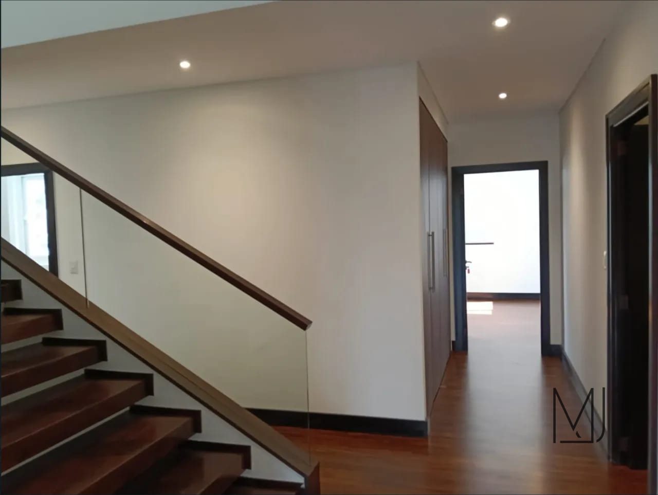 Apartamento en Alquiler | Edificio Quinta Avenida | Zona 14 | Dúplex · 452 m² — Apartamento en Alquiler en Quinta Avenida, Zona 14, Guatemala, Ciudad — foto 4 de 8