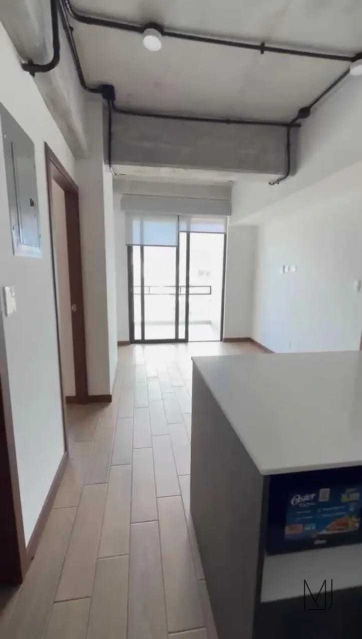 Apartamento en Alquiler | Edificio Inara Cuatro Norte | Zona 4 | Para estrenar · 2 habitaciones · Nivel Alto — Apartamento en Alquiler en Inara Cuatro Norte, Zona 4, Guatemala, Ciudad — foto 1 de 12