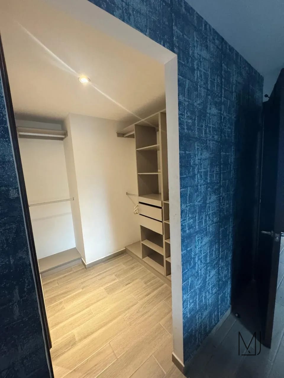 Apartamento Amueblado en Alquiler | Parque 10 | Zona 10 | 3 habitaciones · Listo para habitar — Apartamento en Alquiler en Parque 10, Zona 10, Guatemala, Ciudad — foto 9 de 11