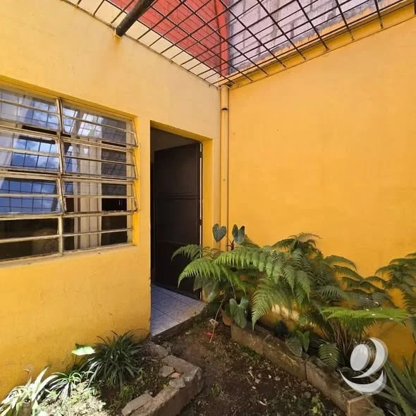 Excelente Oportunidad de Vivir en zona 5 - 1