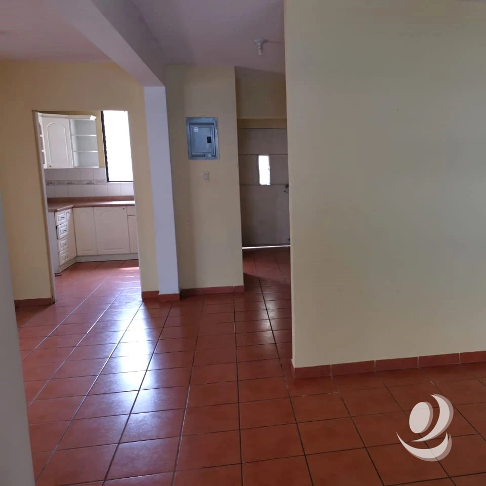 Casa en Renta, Condominio sobre Bulevar San Cristóbal — Casa en Alquiler en Zona 8 Mixco, Guatemala, Ciudad — foto 3 de 11