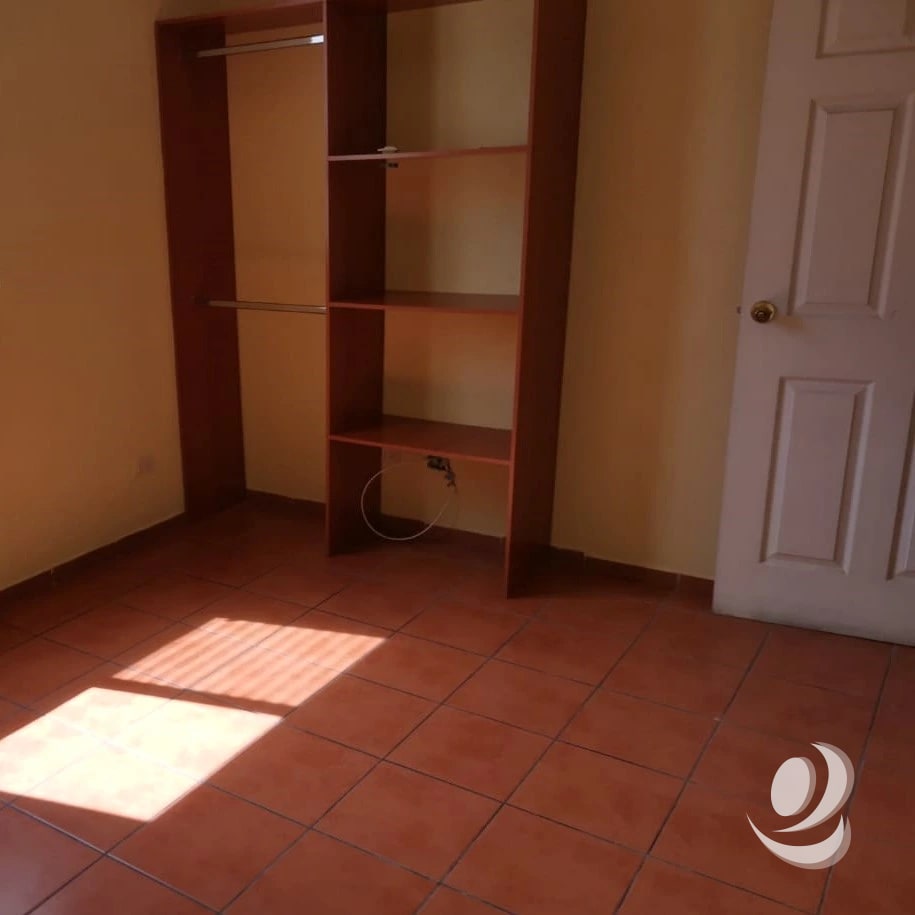¡¡¡Preciosa Casa en Renta en Condominio sobre Bulevar San Cristóbal!!! — Casa en Alquiler en Zona 8 Mixco, Guatemala, Ciudad — foto 14 de 17