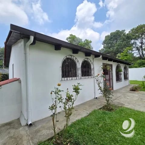 Oficina en Renta San Lucas Sacatepéquez, amplio Parqueo — Casa en Alquiler en Sumpango, Sacatepéquez — foto 3 de 17