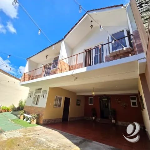 Casa en Venta Bulevar San Cristóbal adentro de Garita — Casa en Venta en Zona 8 Mixco, Guatemala, Ciudad — foto 1 de 17