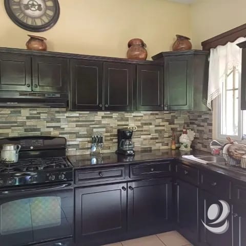 Casa en Venta Hacienda las Flores San Juan Sacatepéquez — Casa en Venta en San Juan Sacatepéquez, Sacatepéquez — foto 8 de 17