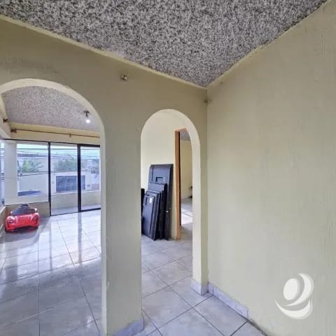 Casa en Venta San Cristóbal con Dos Locales Comerciales — Casa en Venta en Zona 8 Mixco, Guatemala, Ciudad — foto 15 de 17