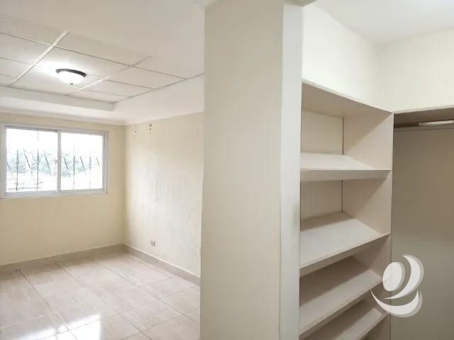 Casa en Venta fuera de garita, por Pinares — Casa en Venta en Zona 8 Mixco, Guatemala, Ciudad — foto 16 de 17