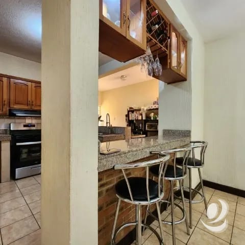 Casa en Venta Pinares de San Cristóbal, Guatemala — Casa en Venta en Zona 8 Mixco, Guatemala, Ciudad — foto 5 de 17