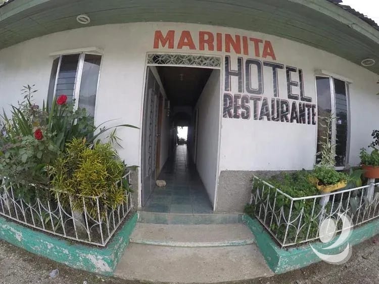 Hotel y restaurante en Venta a la orilla del mar — Edificio en Venta en Puerto Barrios, Izabal — foto 1 de 14